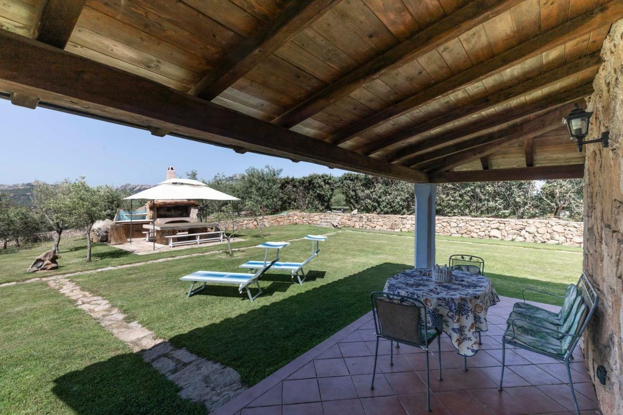Villa Iris With Pool Baja Sardinia Eksteriør bilde