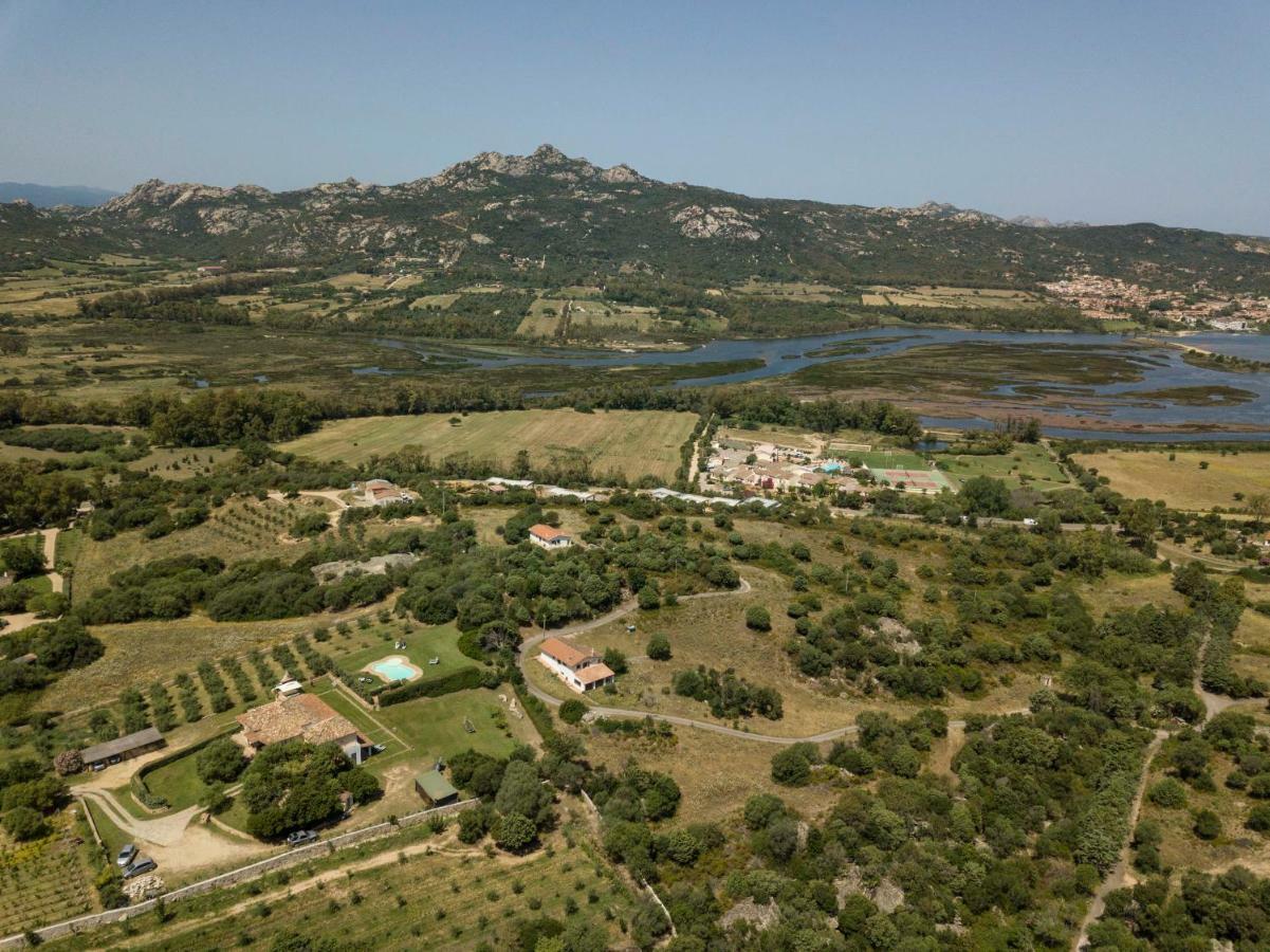 Villa Iris With Pool Baja Sardinia Eksteriør bilde
