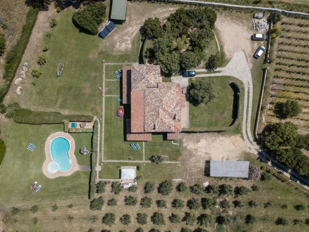 Villa Iris With Pool Baja Sardinia Eksteriør bilde