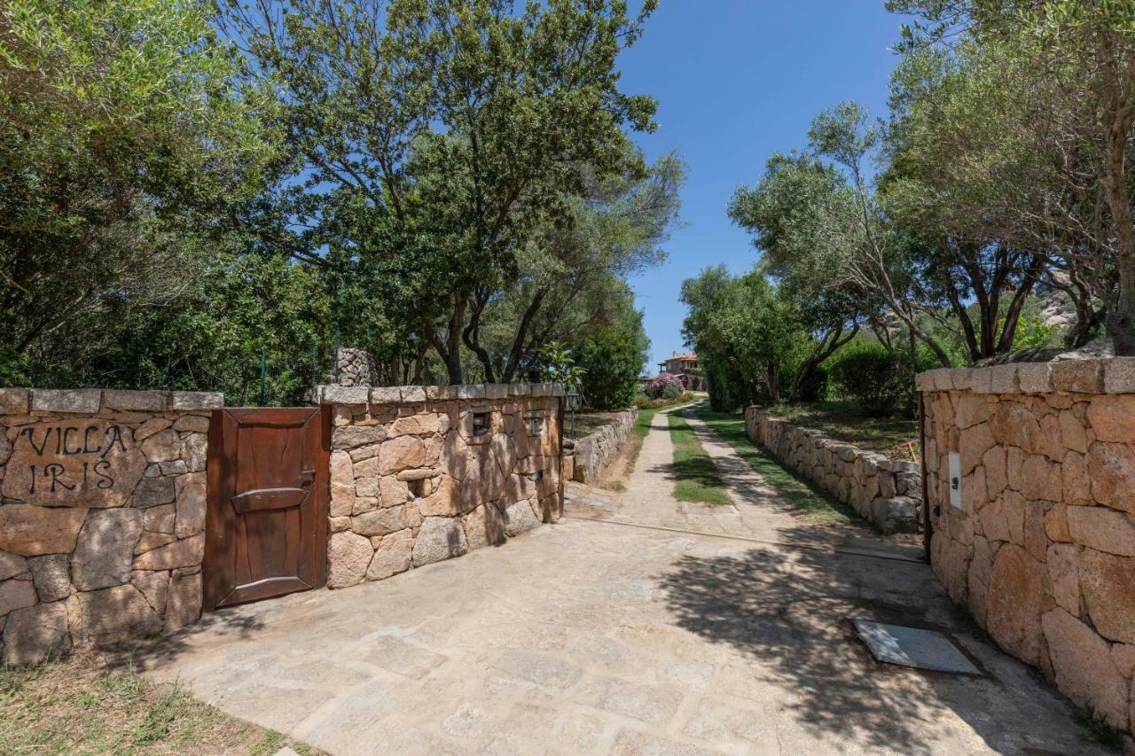 Villa Iris With Pool Baja Sardinia Eksteriør bilde